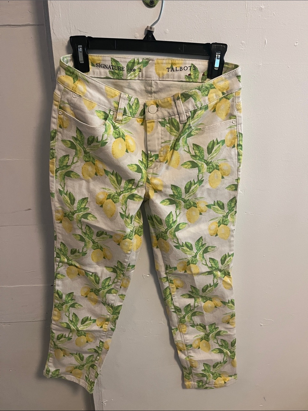Talbots Lemon-Print Cropped Women’s Jeans in Cream, Yellow & Green